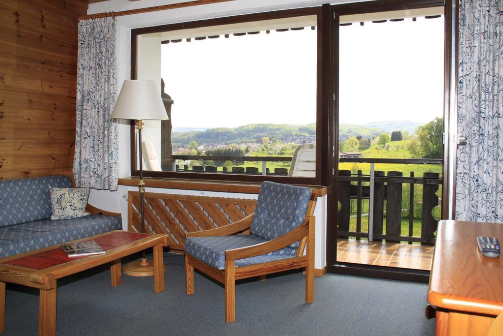 Landhotel Lortz Reichelsheim エクステリア 写真