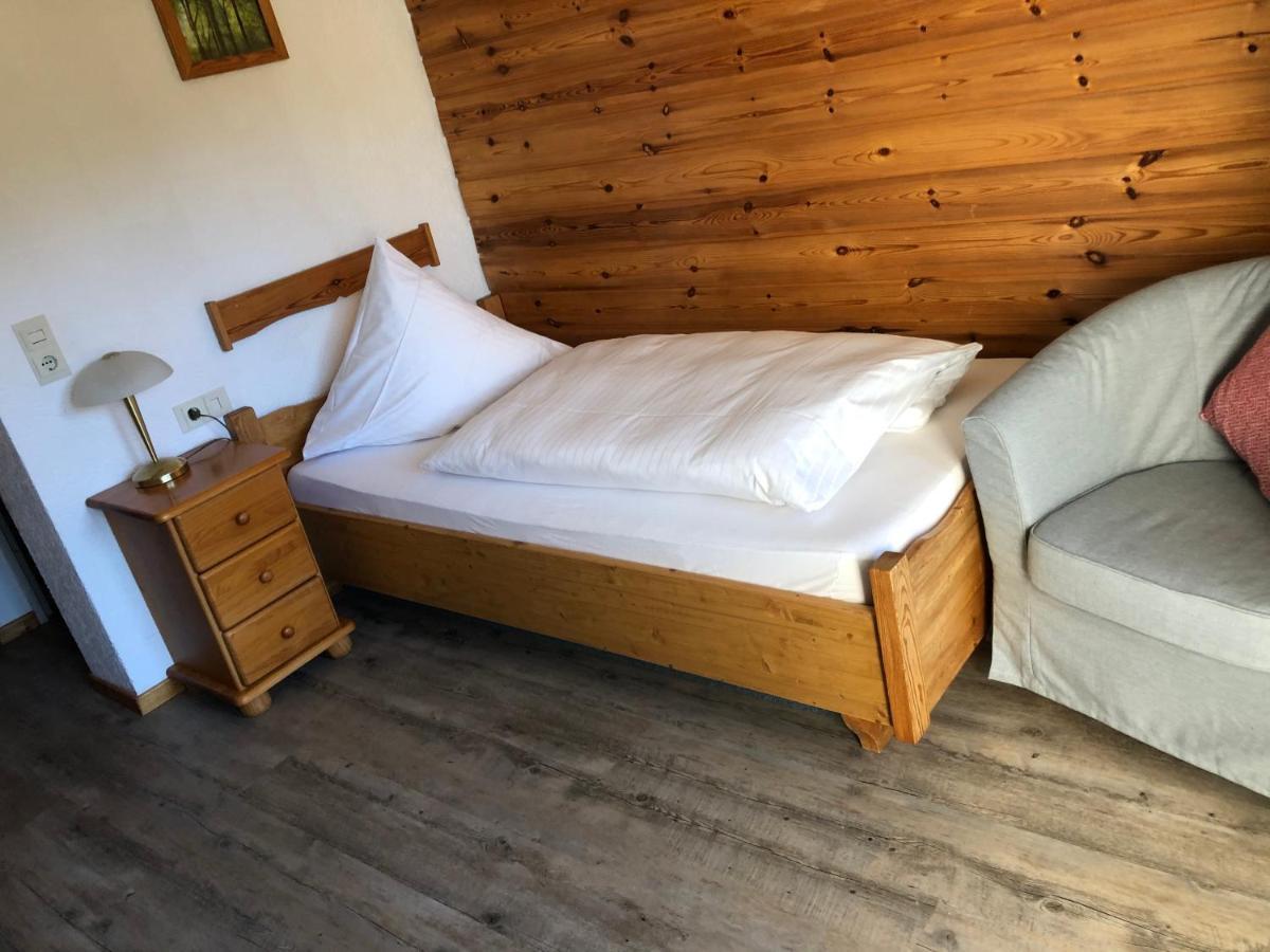 Landhotel Lortz Reichelsheim エクステリア 写真